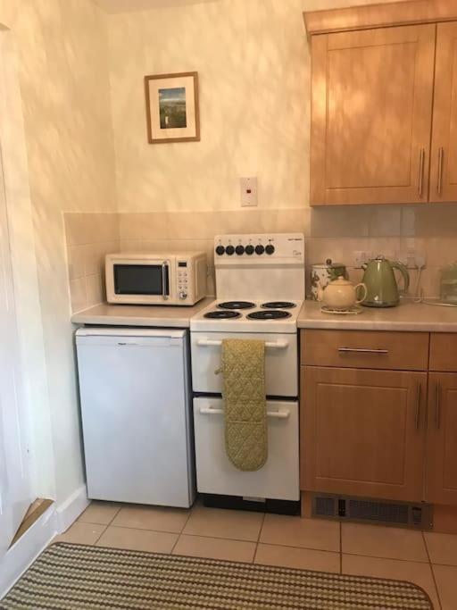 No 96 Chapel Lane - Self Contained Cottage In The Heart Of Butleigh Exteriör bild