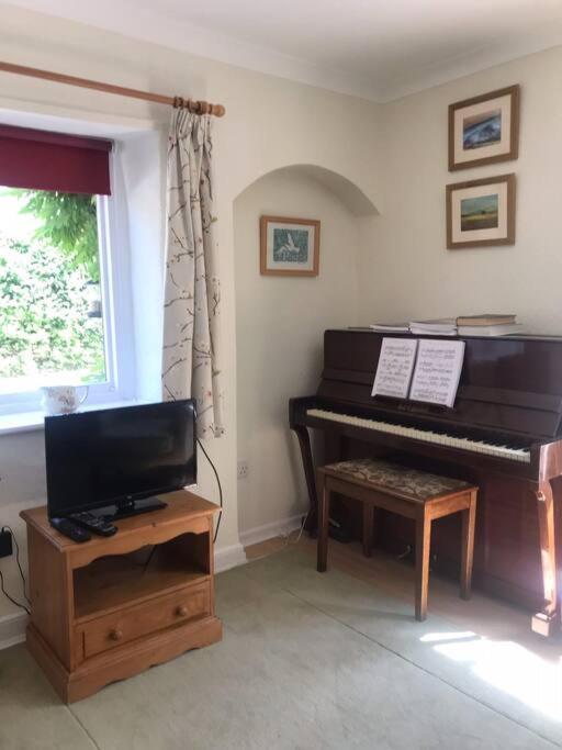 No 96 Chapel Lane - Self Contained Cottage In The Heart Of Butleigh Exteriör bild
